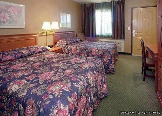 Gilroy Inn 객실 사진