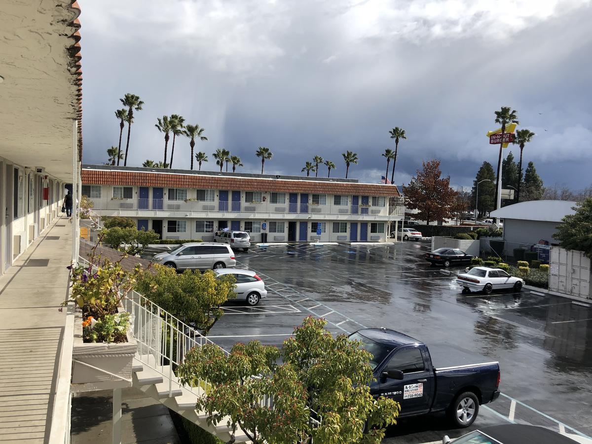 Gilroy Inn 외부 사진