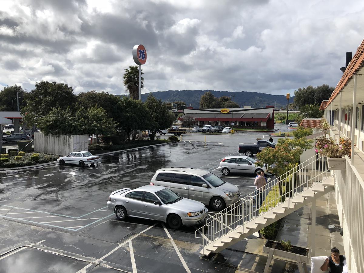 Gilroy Inn 외부 사진